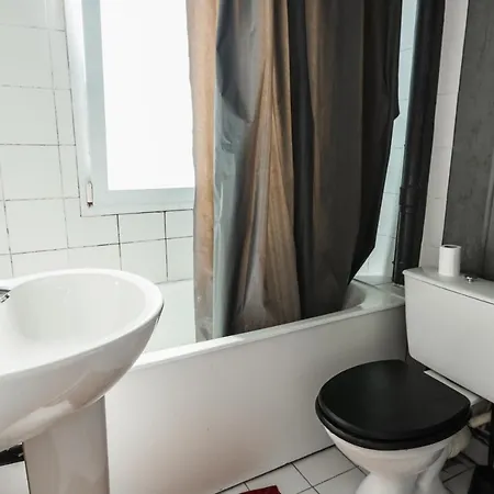 Appartamento Hostnfly - Nice In The 15th Arrondissement Parigi